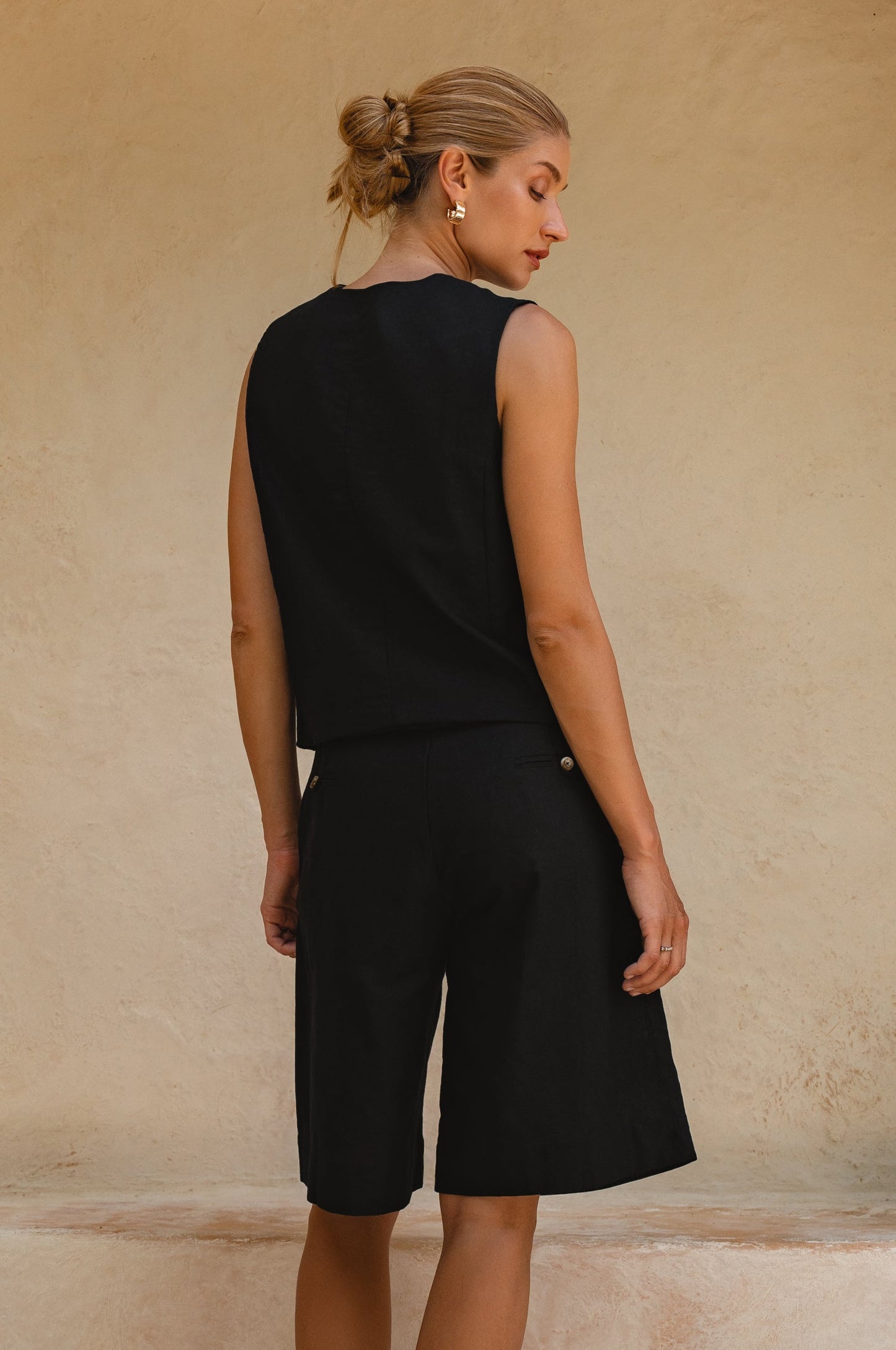 Faro Bermuda Linen Shorts-4