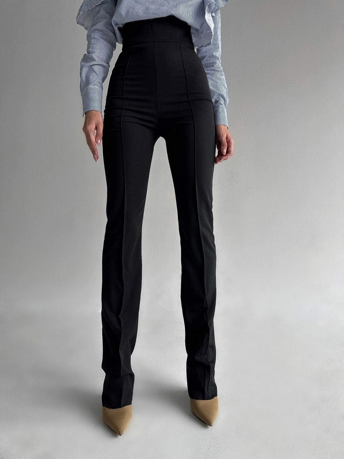 Casual Chic Symphony - White/Blue-9