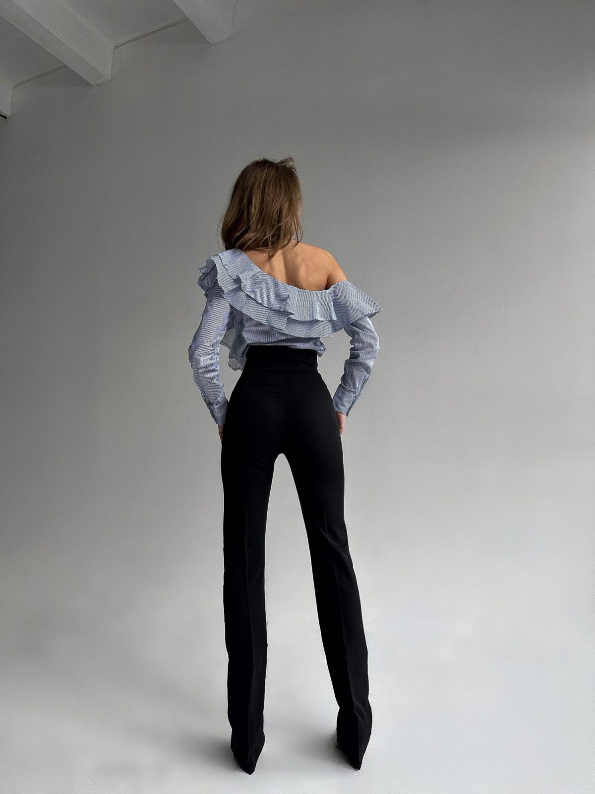 Casual Chic Symphony - White/Blue-11